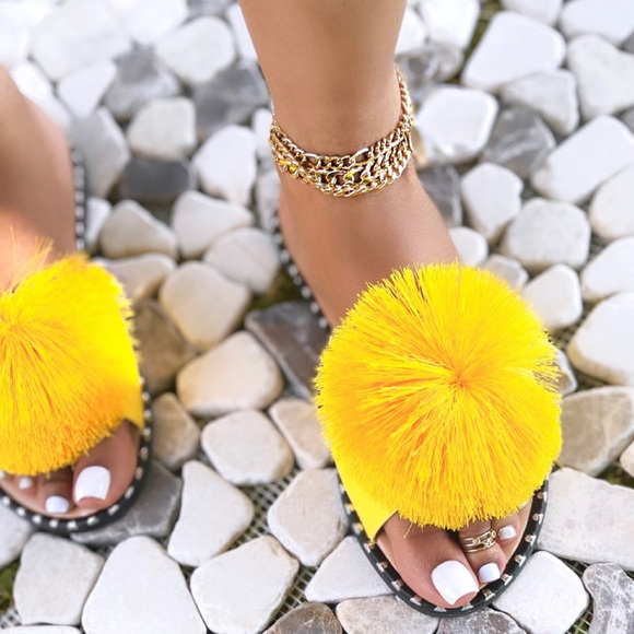 Zuzu Sandal - Picture 2 of 2